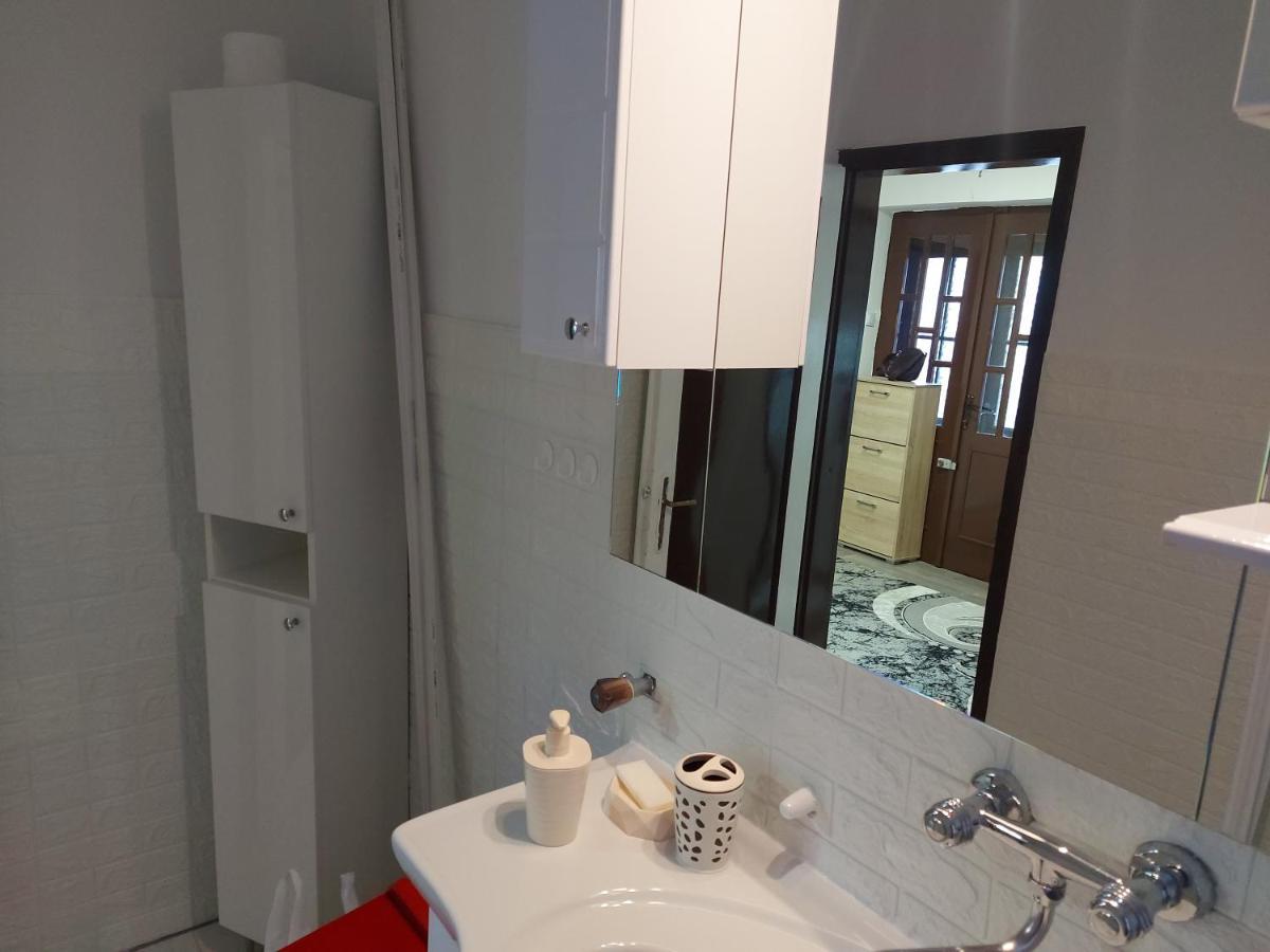 Lovely, Neat And Quite Apartment Dalia, Private Parking Saraievo Exterior foto